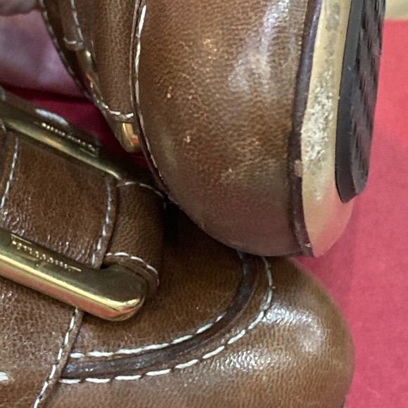 Salvatore Ferragamo Ruil buckle pump Sz 8.5 brown LIKE NEW WITH BOX - Picture 8 of 10